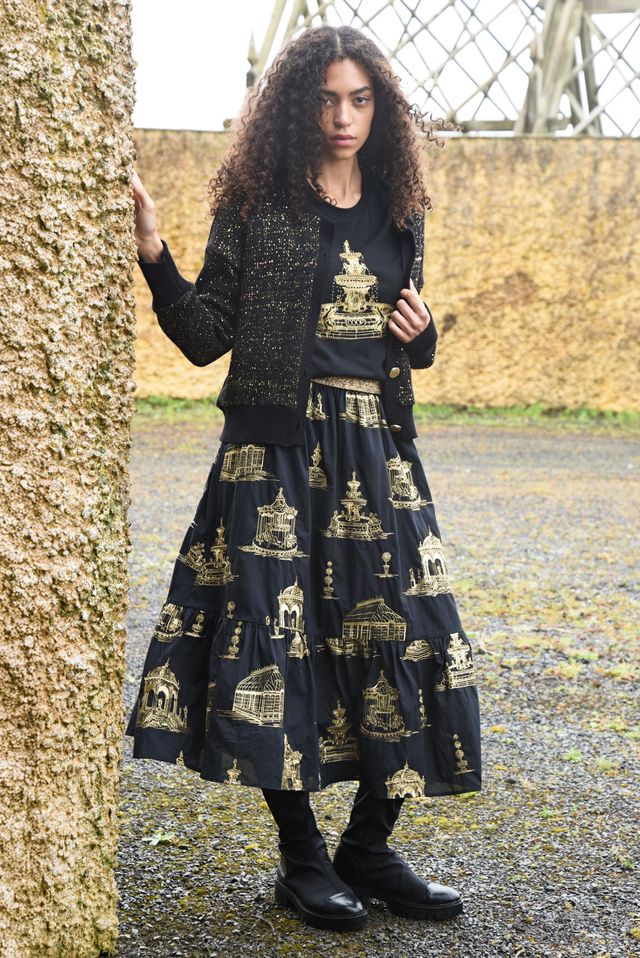 Toile You Believe It?