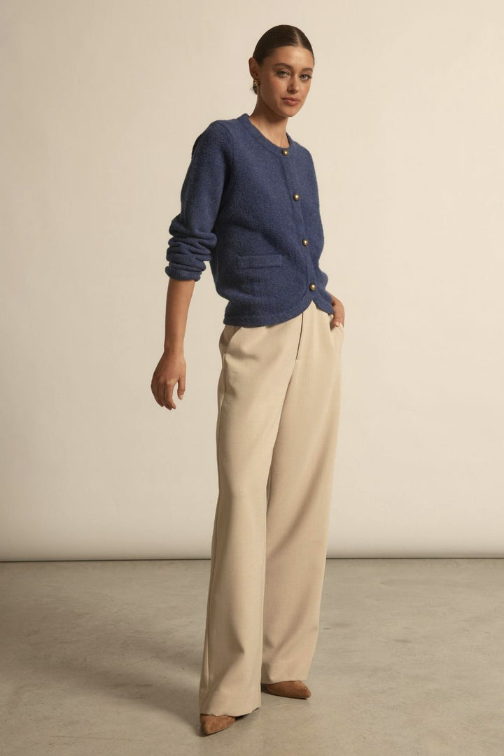 blur knit